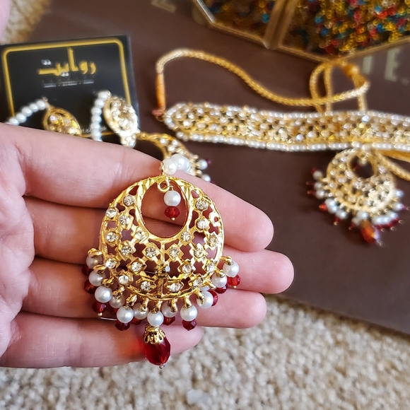 Hyderabadi Choker set - Picture 3 of 6